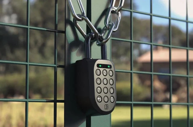 Cadenas connecté Igloohome Padlock 2 pour sécuriser un chantier ou un entrepôt en Nouvelle-Calédonie